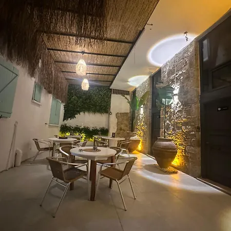 Luvenza Alaçatı * Çeşme